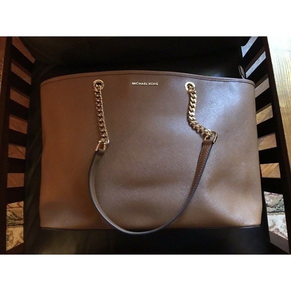 Michael Kors Tan Zippered Triple Compartment Gold Chain Tote - Picture 3 of 9